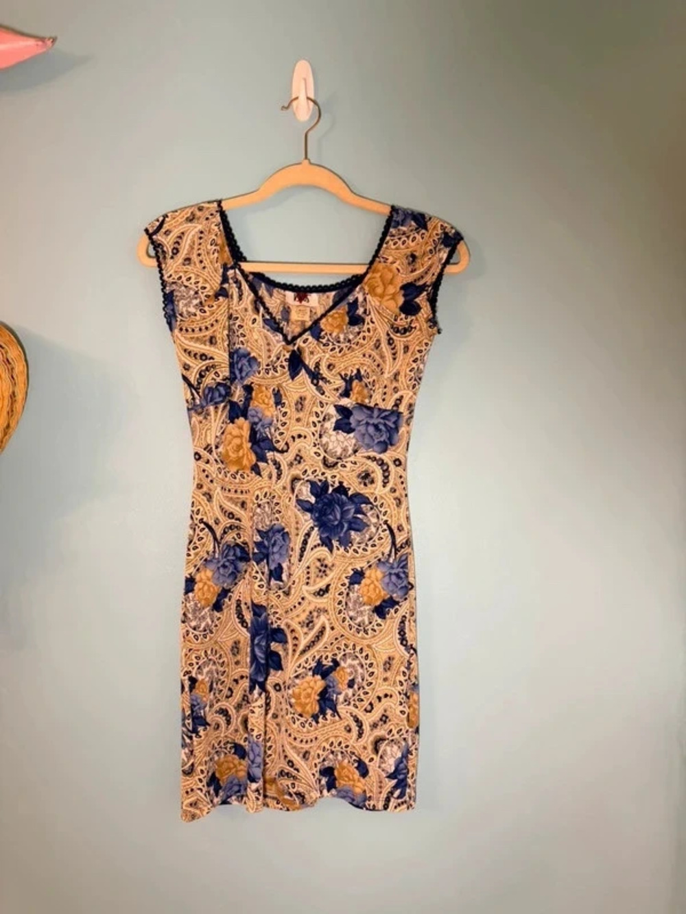 venus paisley floral mini dress size s y2k 2000s cap sleeve